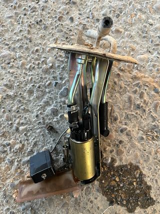 Bomba Aforador Toyota RAV4