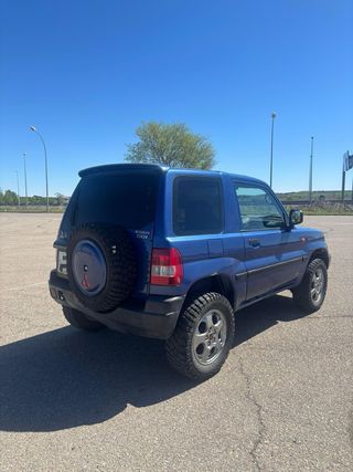 Mitsubishi Montero 2000