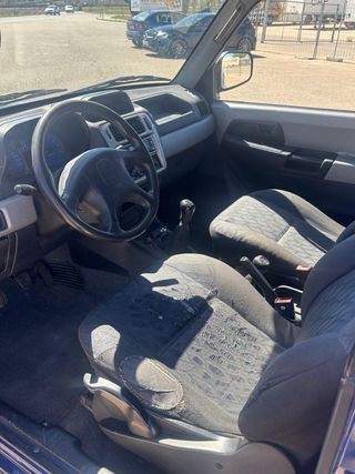 Mitsubishi Montero 2001