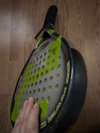 Pala de pádel Royal Padel RP 787