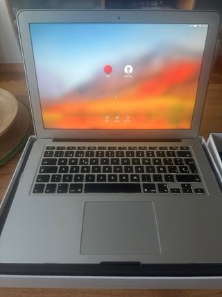 MacBook Air 13 A1466 8GB RAM / 128GB SSD