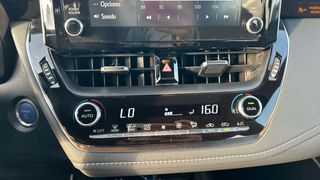 Toyota Corolla 1.8 HYBRID ACTIVE TECH E-CVT 122 5P