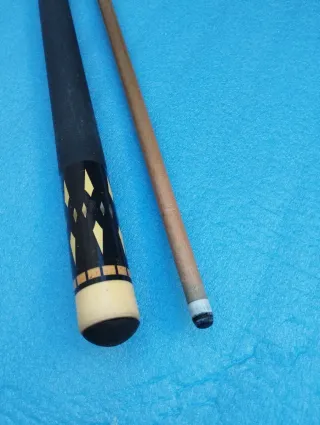 Taco de billar acrílico y madera