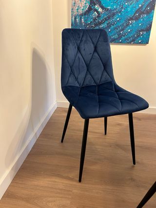 4 Sillas de salón azul y negro