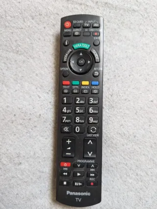 Televisión Panasonic TX-L42E3E 42 con mando