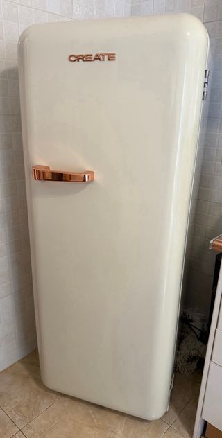 Oferta Frigorífico Retro CREATE Beige Dorado 281L