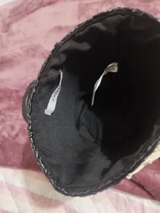 Bolso bombonera negro y beige