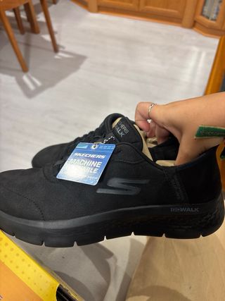 Zapatillas Skechers Go Walk Slip-ins Negras