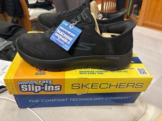 Zapatillas Skechers Go Walk Slip-ins Negras