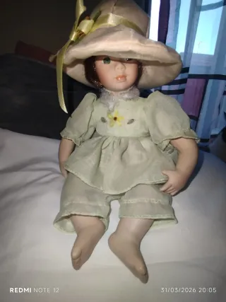 Muñeca de porcelana vintage años 70