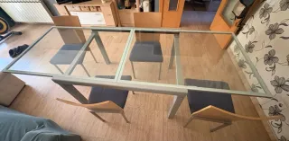 Mesa de comedor cristal y metal