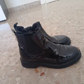 Botines Zara charol negros talla 38, solo 1 puesta