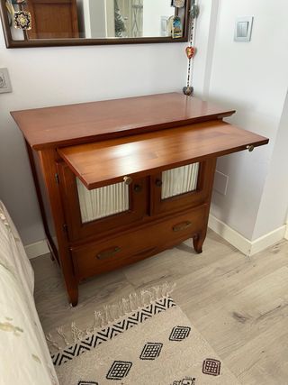 Conjunto Mesillas y Cabecero Madera