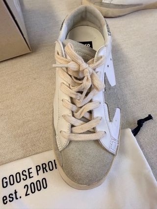 Golden Goose Superstar Blancas y Grises