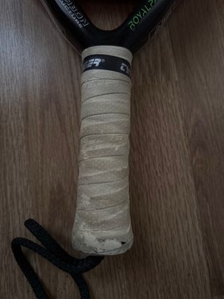 Pala de pádel Royal Padel RP 787