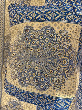 Chalamet salón árabe tela beige y azul