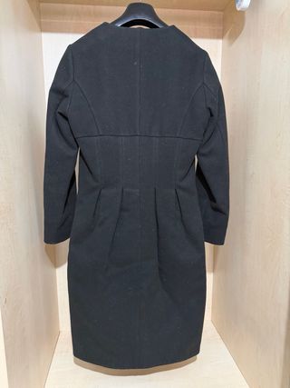 Abrigo negro lana hecho a mano S entallado