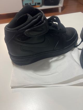 Nike Air Force 1 Mid Zapatillas Negras