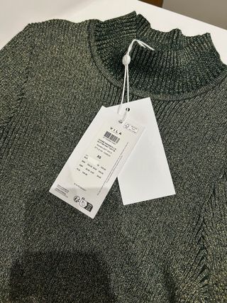 Jersey VILA cuello alto verde y dorado