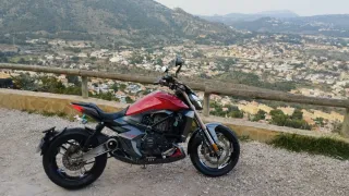 Zontes V310 Naked Moto