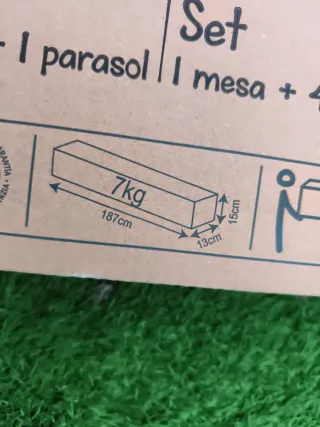 Ombrellone da giardino nuovo. Parasole