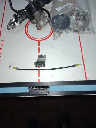 Cerradura clausor Suzuki GS 500 depósito asiento