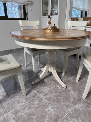 Mesa comedor vintage y 4 sillas