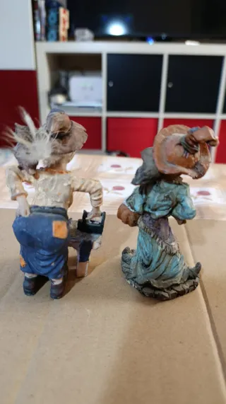 Lote 2 Figuras Brujas Rústicas 11.5cm