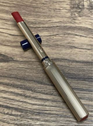 Estée Lauder Lipstick 110 granate mate. No ofertas