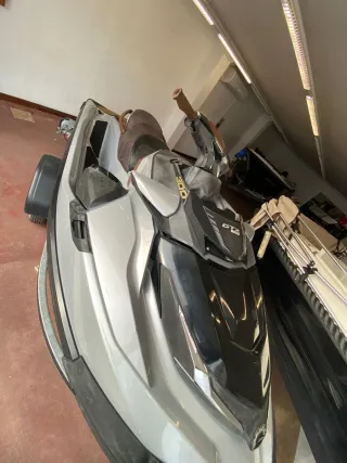 Moto de agua Sea-Doo GTX 300 Limited