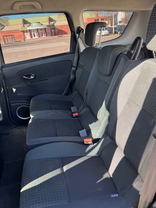 Renault Grand Scenic 2010