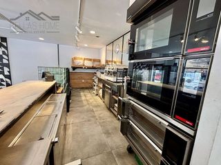 Local comercial en venta en Zona Norte en Estepona