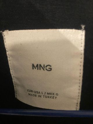 Cazadora vaquera Mango negra tachuelas