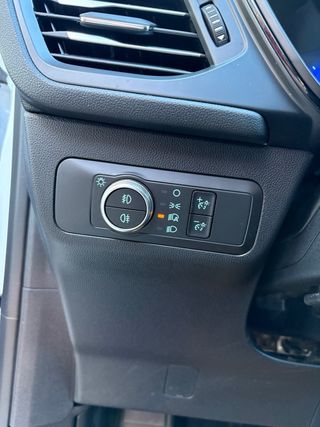 Ford Kuga ST LINE X 150 cc