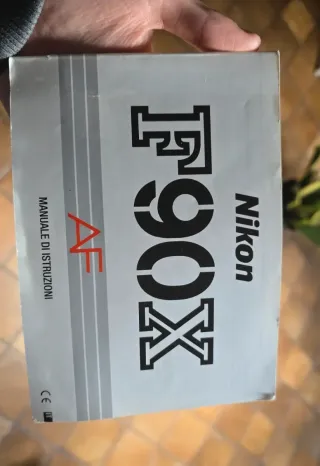 Nikon F90X completa