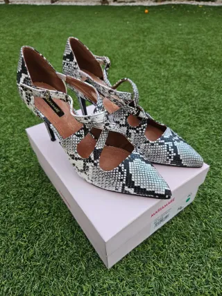 Zapatos tacón Mariamare piel serpiente T40