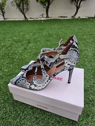 Zapatos tacón Mariamare piel serpiente T40