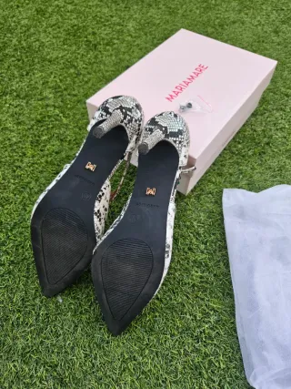 Zapatos tacón Mariamare piel serpiente T40