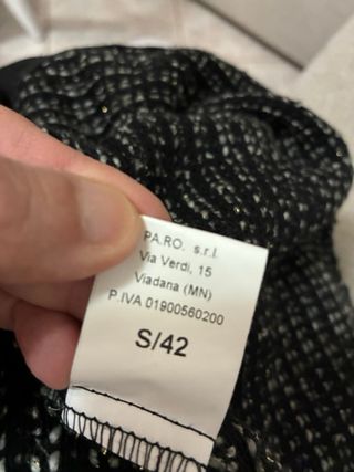 Golfino donna con catena oro e grigio