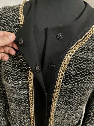 Golfino donna con catena oro e grigio