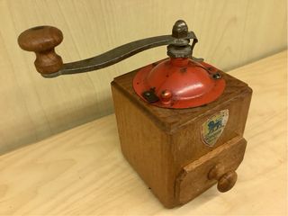 Molino de especias Peugeot antiguo