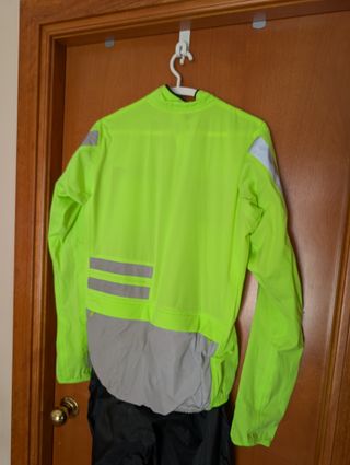 Conjunto impermeable visibilidad día-noche talla L