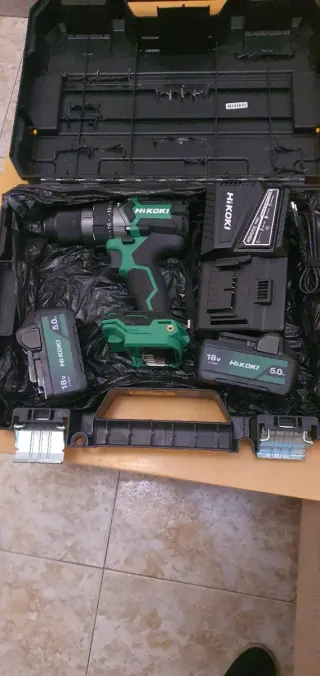 Taladro HIKOKI DV 18 DC + Batería