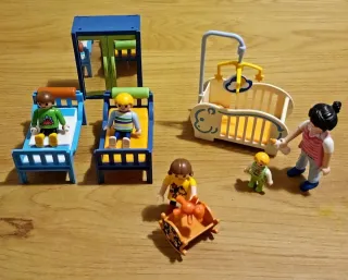 Playmobil Cuna, Camas y Figuras