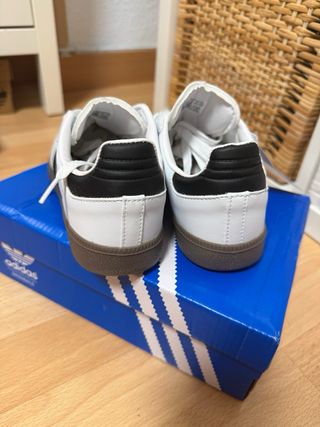 Adidas Samba