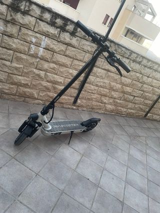 Patinete eléctrico MASCCOTER blanco