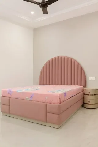 Letti e testiere personalizzati su misura