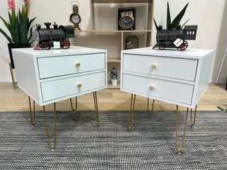 Mesitas de noche estilo isabelino NUEVAS