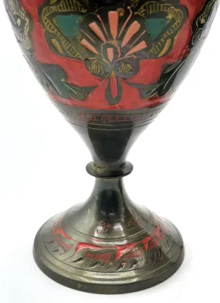 Coppia di vasi in bronzo smaltato