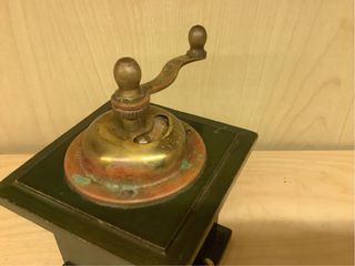 Molino de especias PEUGEOT antiguo